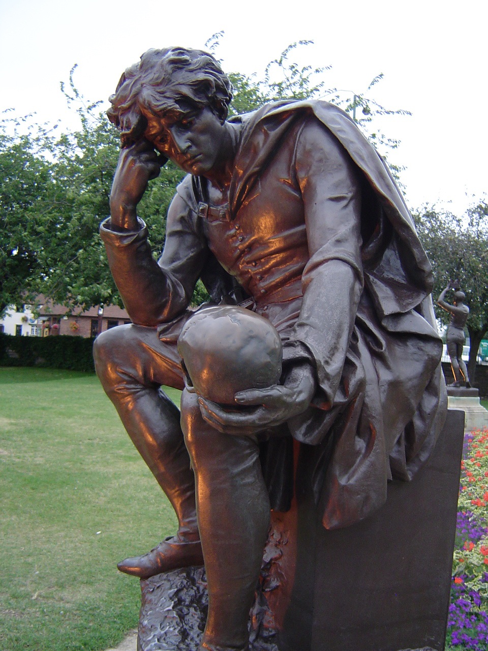 Lord Ronald Gower (British, 1845-1916) Hamlet (1888) Bronze. Life-size. Stratford-upon-Avon, United Kingdom. Photo via Wall Flower Gone Wild, Flickr.