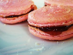 strawberry french macaroons - 14