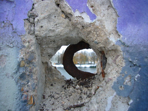 Escaping The Berlin Wall. Gap in the Berlin Wall