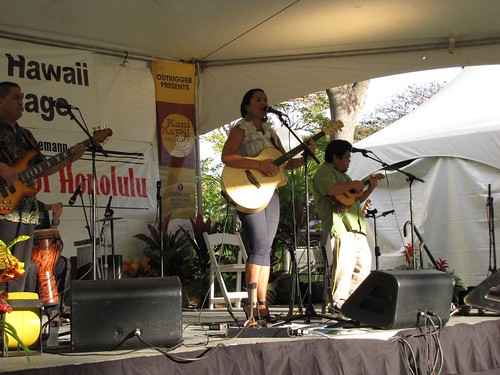Mailani at Book & Music Festival 2010, Honolulu