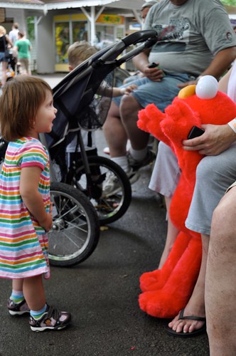 A little boy had a HUGE Elmo... I think it was the highlight of Olivia's day. :)