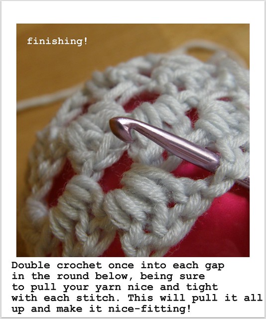 image 15 : Crocheted Baubles