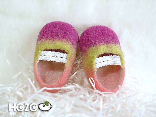 27_baby shoes