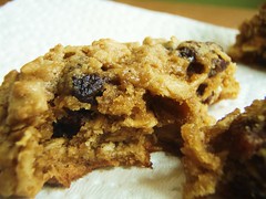 27 - quaker oats oatmeal raisin cookie