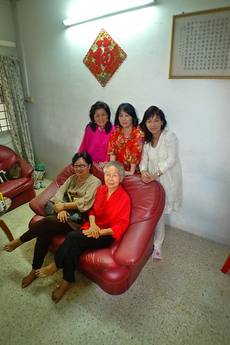 Mom, 1st Auntie, 3rd Auntie and 4th Auntie with Grandma