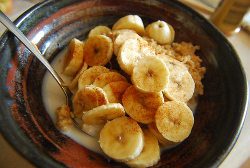 Steel-cut oatmeal with cashew butter, banana and cinnamon