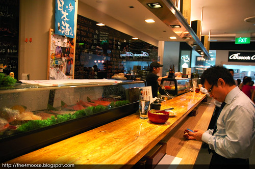Standing Sushi Bar - Interior