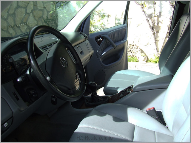 Mercedes ML detallado
interior-43