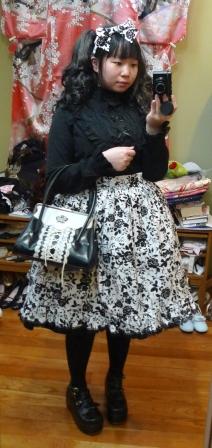 Dark Roses Lolita Outfit