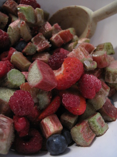 Rhubarb Berry Crumble