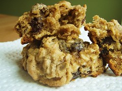 23 - quaker oats oatmeal raisin cookie
