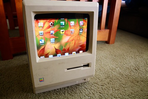 Macintosh Plus iPad stand