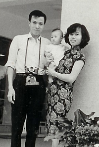 dad, mon and the 1 year old Agnes
