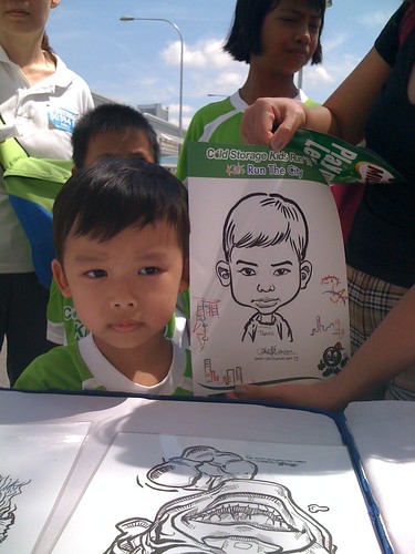 caricature live sketching for Cold Storage Kids Run 2010 - 22