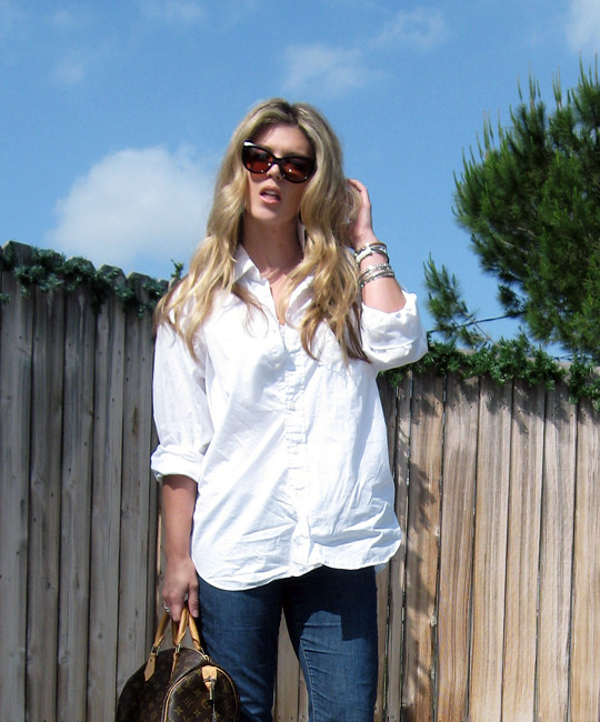 classic white button down+jeans+moschino shoes-3