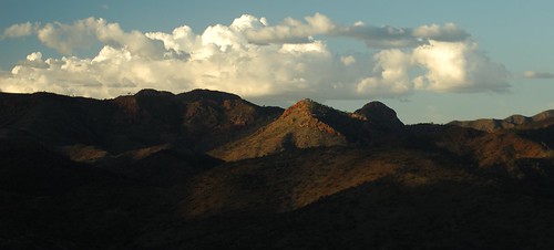 standing in amazement :  tim baier's photo of mount gee, arkaroola wilderness sanctuary - link to the full-sized image on flickr