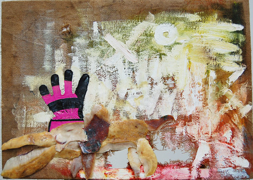 schnabeltier mit handschuhgeweih, 2010, l, pata negra, sicherheitshandschuh auf kartoffelsack, 50 x 70 cm