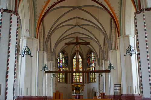 Inside Center to altar St. Marienkirche Gransee