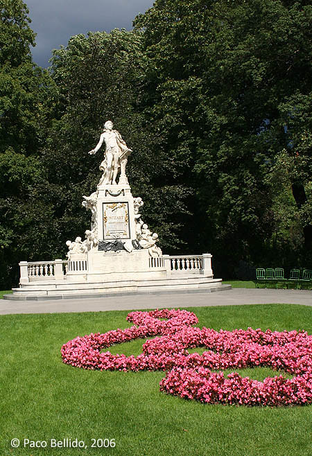 Monumento a Mozart. © Paco Bellido, 2006