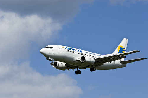 Boeing 737 der ukrainischen Fluggesellschaft Aerosvit Airlines ©  J