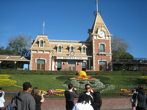 Disneyland Jan 2010  006