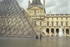 Pyramide de Louvre