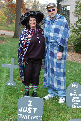 Witchy Poo Phyllis and Piggy Craig.