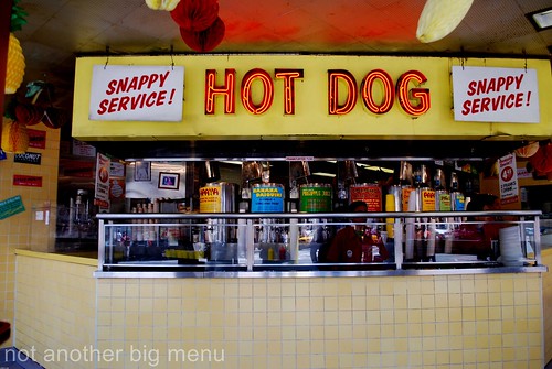 New York - Gray's Papaya's hot dog