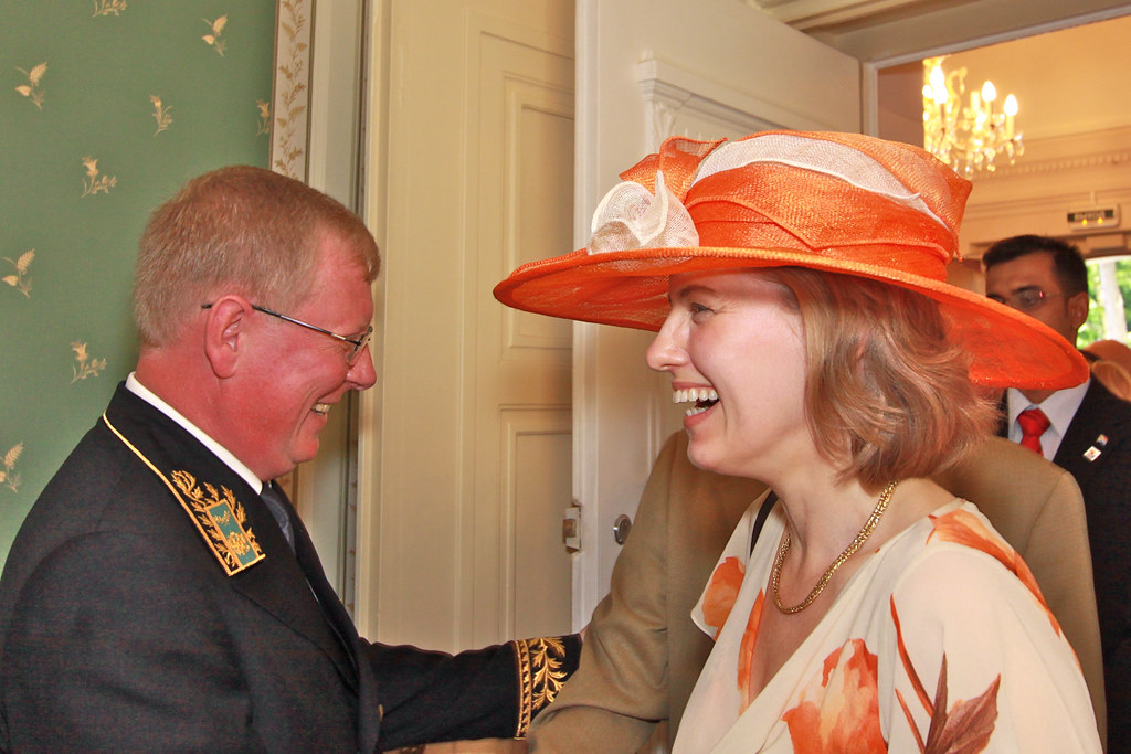 : Den Rossii 2010: Botschafter Igor Bratchikov und Prinzessin Katharina Yourievsky 2