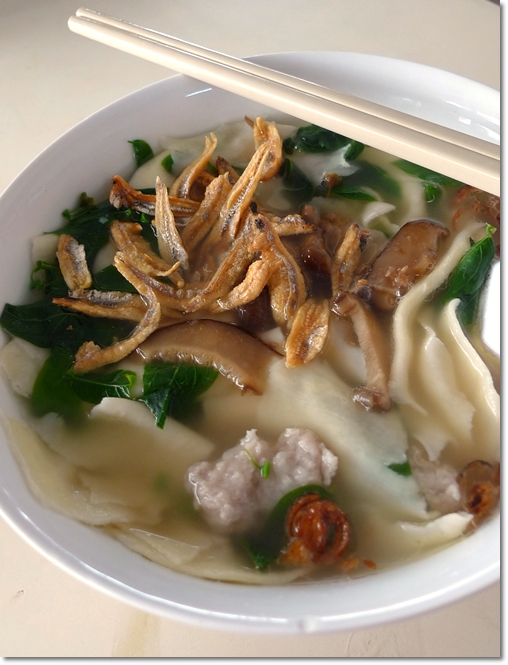 Pan Mee Soup with Crunchy Anchovies