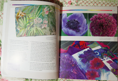 Spread from Exploring Colour (Photo by iHanna - Hanna Andersson)