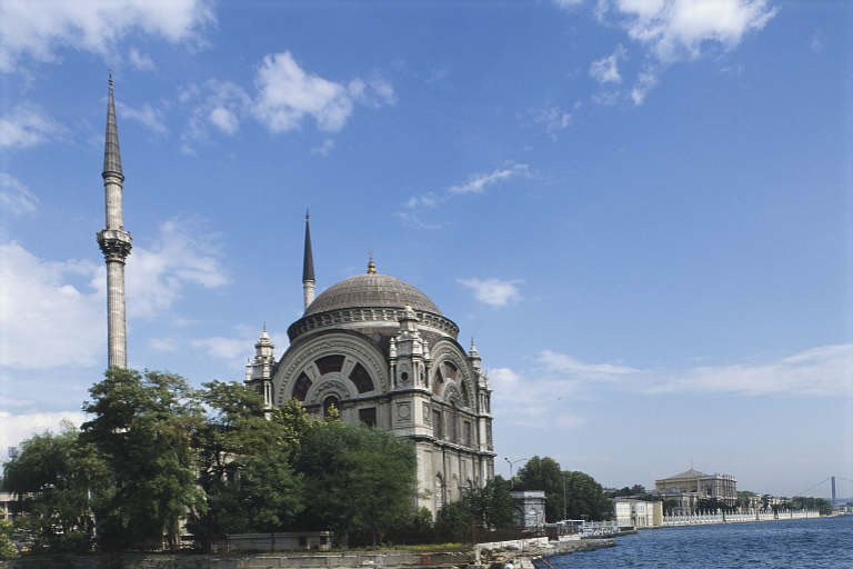 dolmabahce-mosque