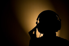 headphone silhouet