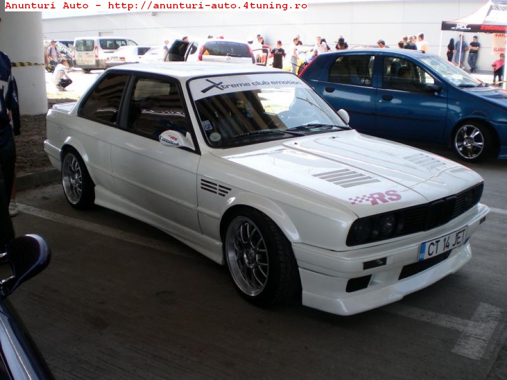 BMW e30 from all over the
