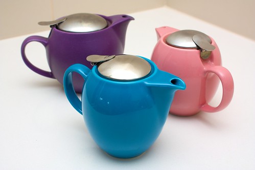zero japan &quot;bee house&quot; teapots