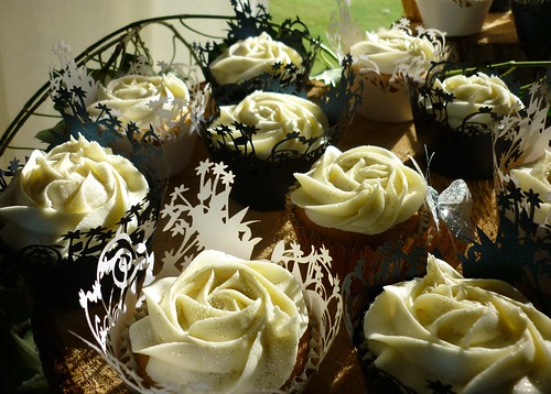 Ivy woodland style wedding cupcake display