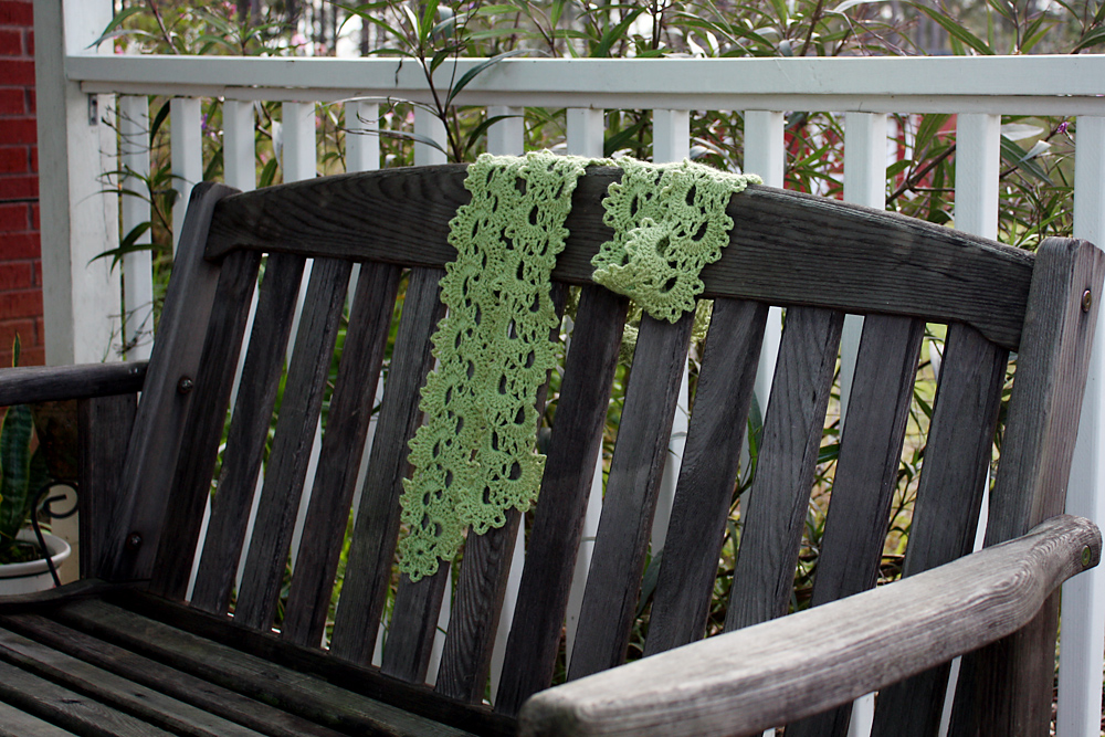 Queen Anne's Lace scarf
