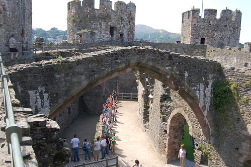 Conwy Castle Jul 06 no 26