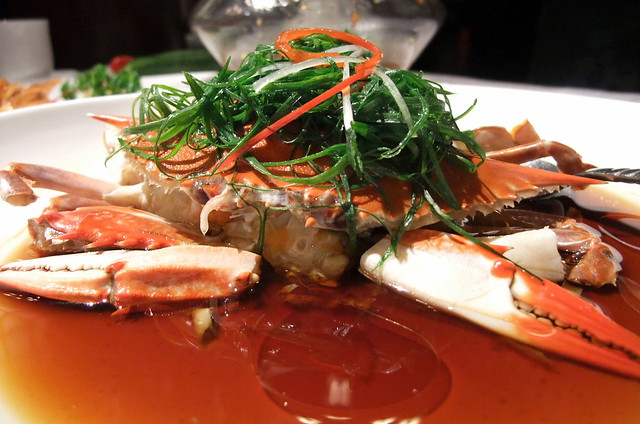 Steam Crab with Soy and Onion Oil