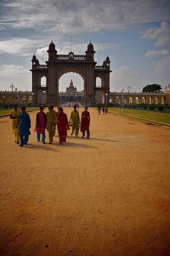 girls outside of Mysore Palace
