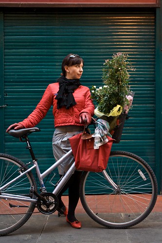Ania & Flowers Cycle Chic