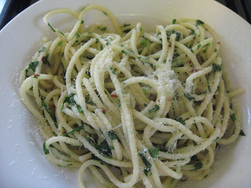Scordo Pasta Challenge: #9 Bucatini with Alio and Olio + Parsley