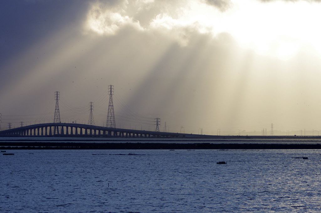 Sun Rays over bridge, taken with K-x and tamron adaptall-2 104A and 01F TC