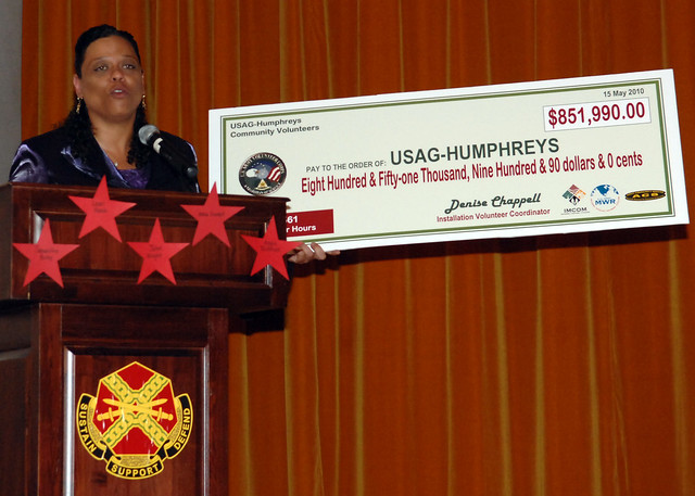 Humphreys Volunteers of the Year recognized by USAG-Humphreys