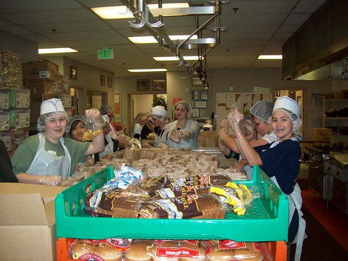 Foothills Christian School - Making Sack Lunches