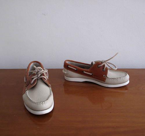 vintage Dooney & Bourke boat shoes