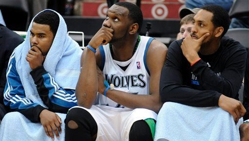 20100221-twolves-bench