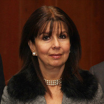  María Victoria Calle Correa