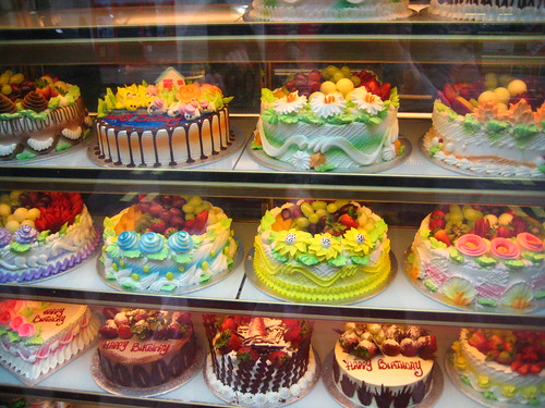 Ultra Colourful CCakes from a Chinese Bakery in Chinaton, London