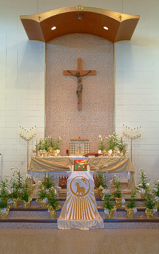 Saint Nicholas Roman Catholic Church, in Saint Louis, Missouri, USA - sanctuary